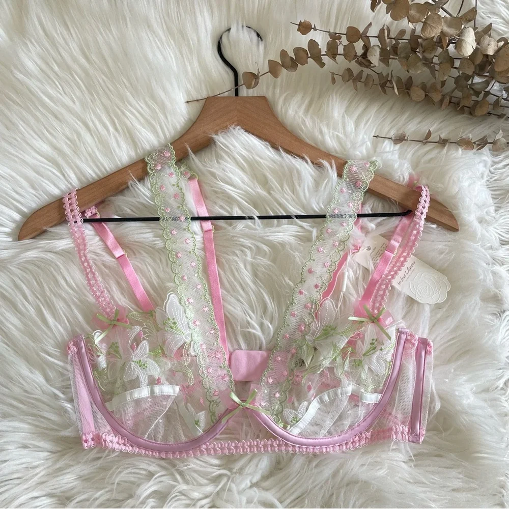 Victoria’s Secret For Love & Lemons Waterlilies Underwire Bra Small NWT